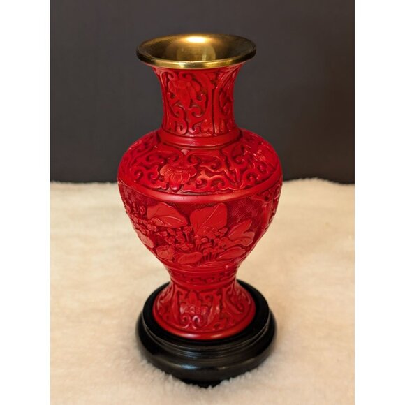 Hand-Carved Red Cinnabar Vase With Brass Lining & Black Base Stand Asian Decor - Picture 1 of 8